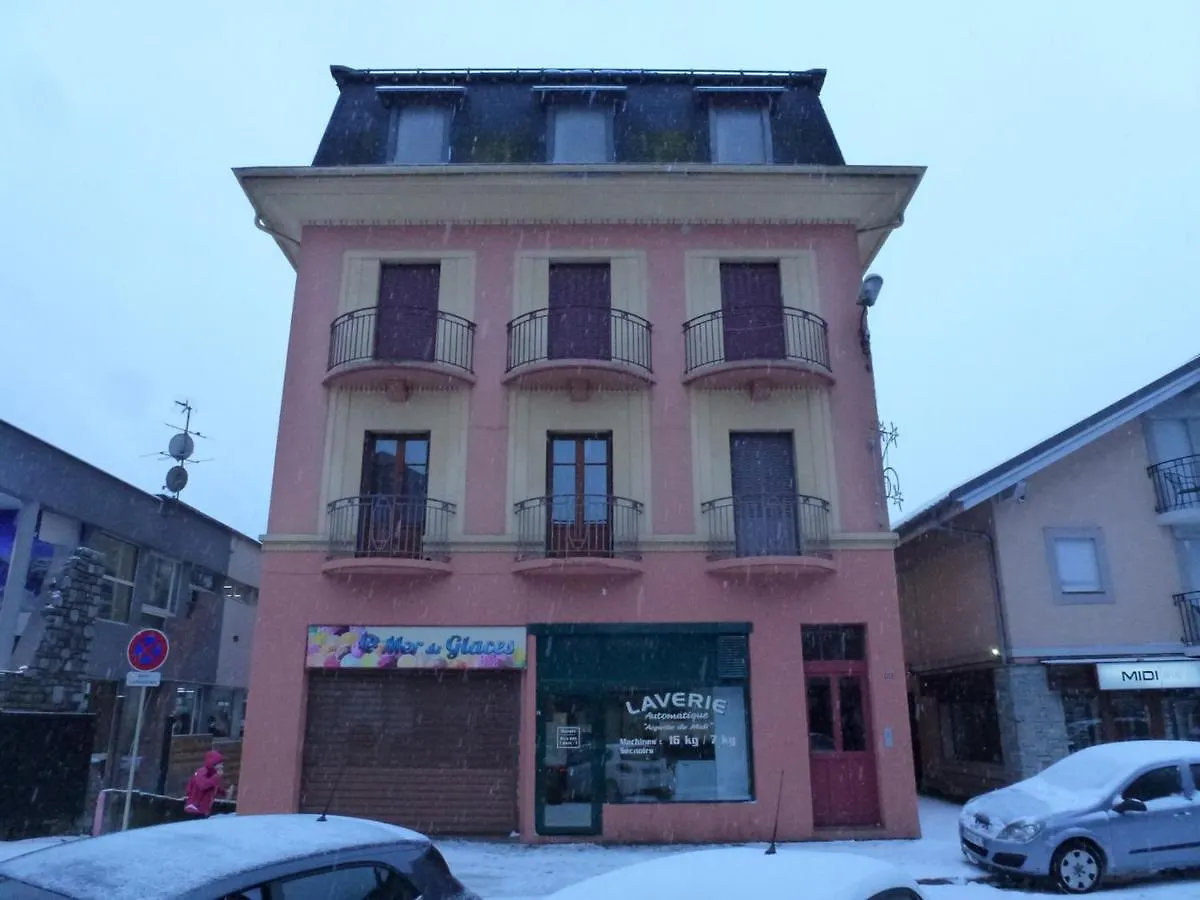 Duplex Centre Chamonix Avec Parking Et Wifi - Fr-1-343-240 Apartment France